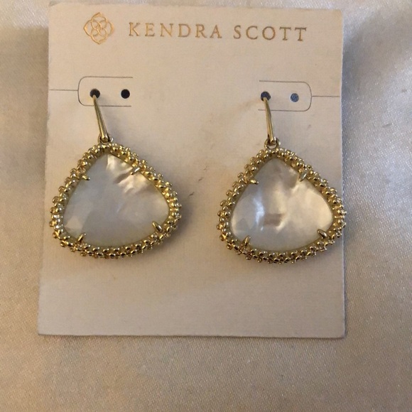 Kendra Scott Framed Kendall Drop Earrings With Ivory Mother Of Pearl NWT - Picture 2 of 12